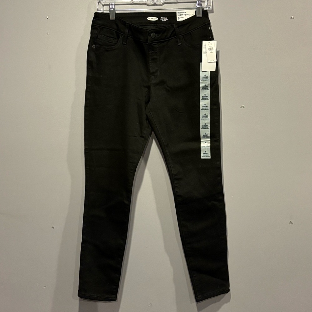 NWT Old Navy Rockstar Super Skinny Midrise